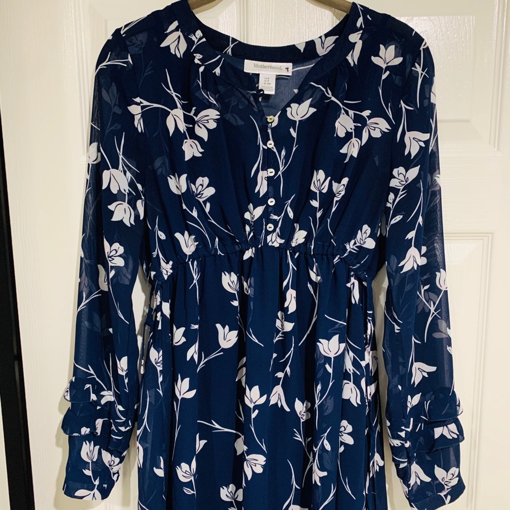 Motherhood Maternity Small navy floral blouse